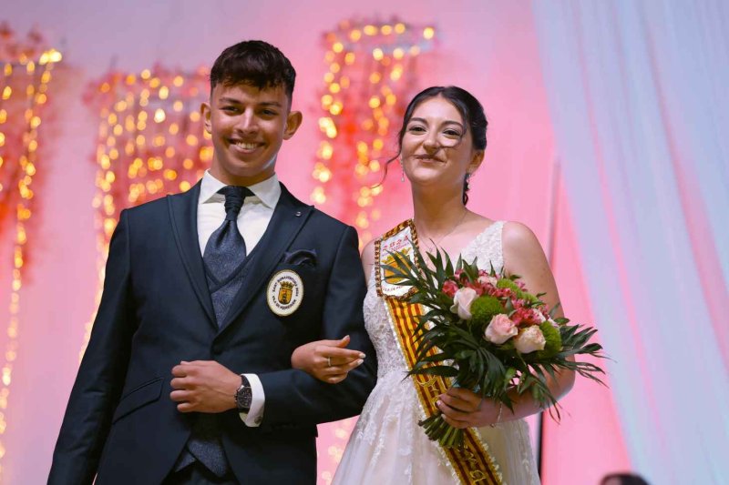 GALERIA de FOTOS d’una PRESENTACIÓ de les FESTES de JULIOL de PEDREGUER molt MUSICAL GALERIA de FOTOS d’una PRESENTACIÓ de les FESTES de JULIOL de PEDREGUER molt MUSICAL